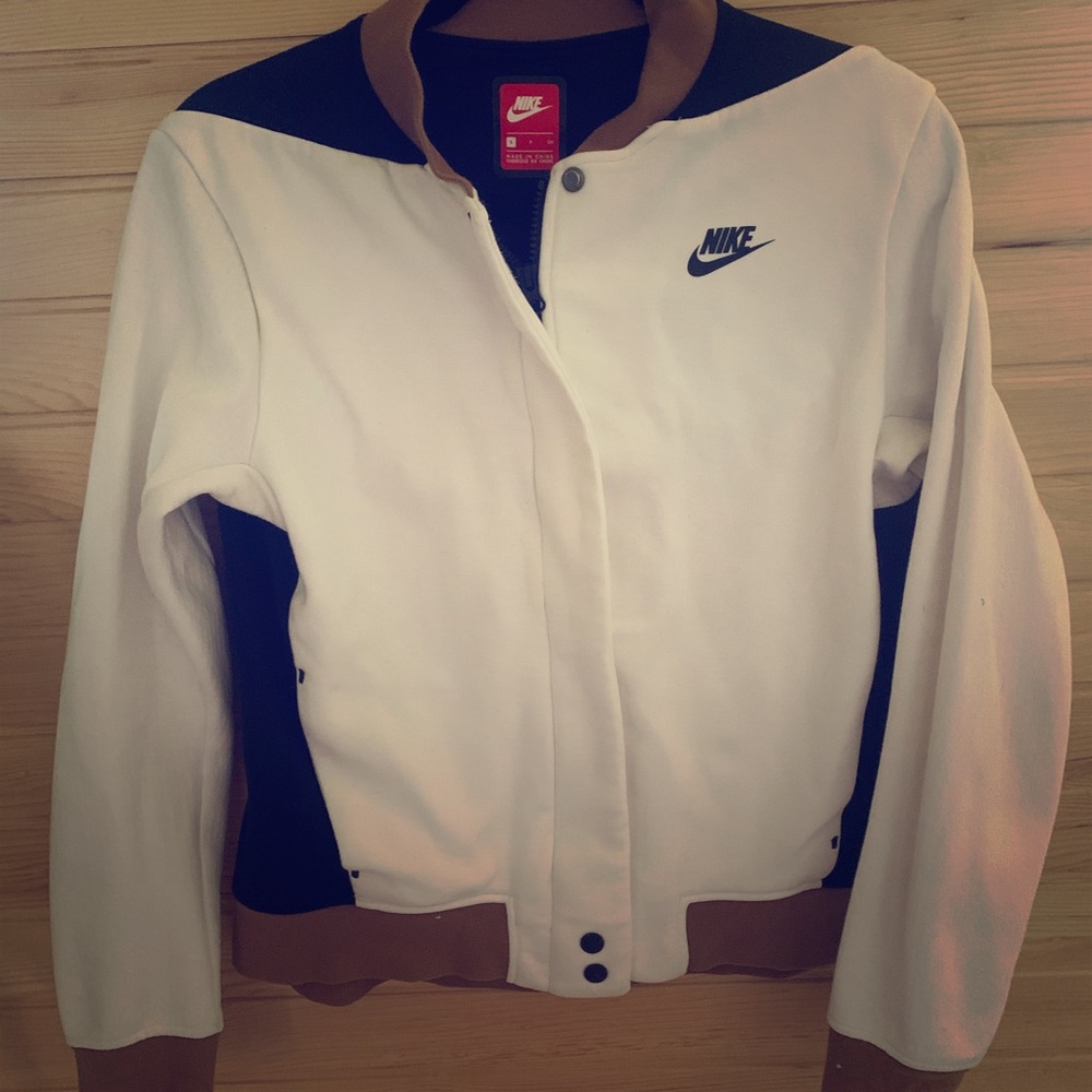 Nike Women’s Retro Jacket